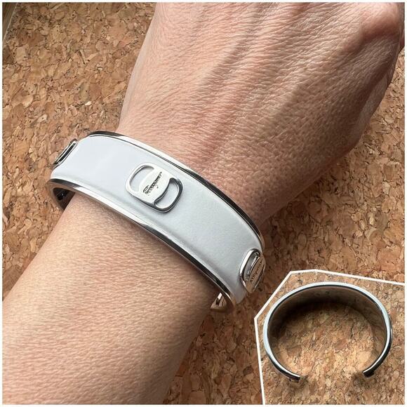 RARE Salvatore Ferragamo Silver Vara Buckle Logo Bangle Leather Bracelet - Picture 1 of 11
